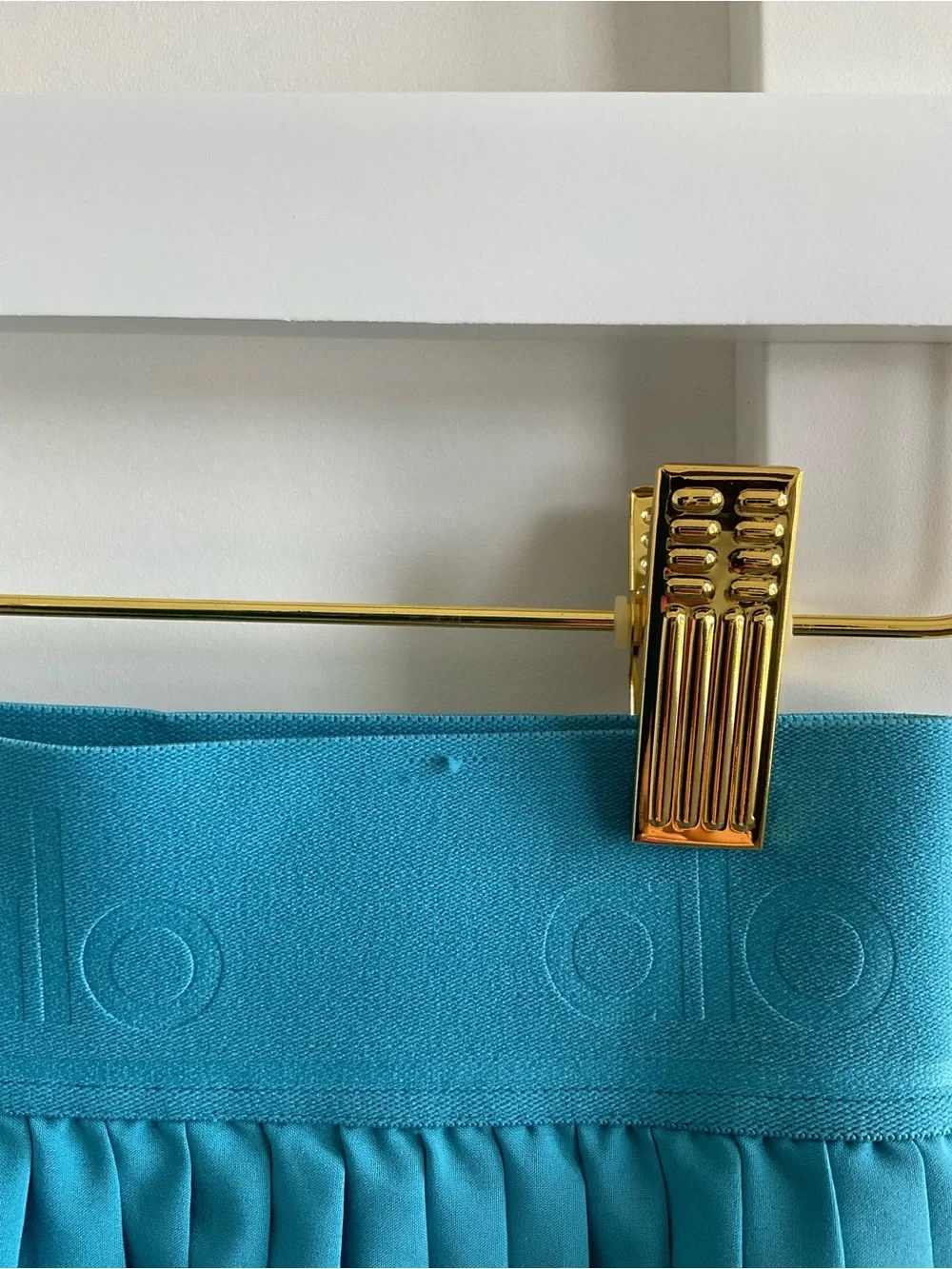 ALO Yoga Turquoise Pleated Skirt